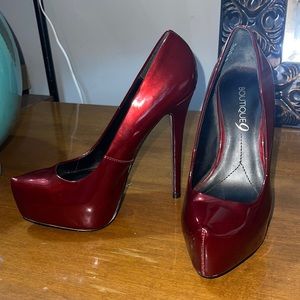 Boutique 9 heels size 5